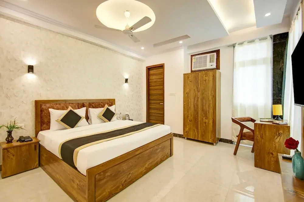 Hotel Emporio Grand
