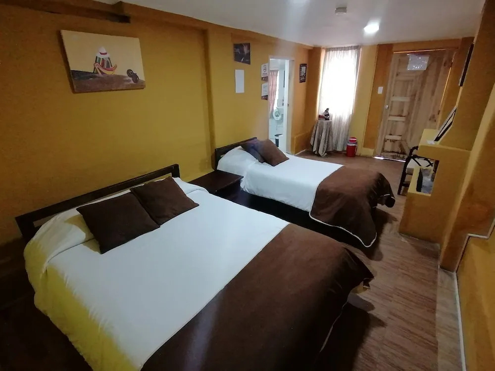 Galapagos Natural Life Hostel