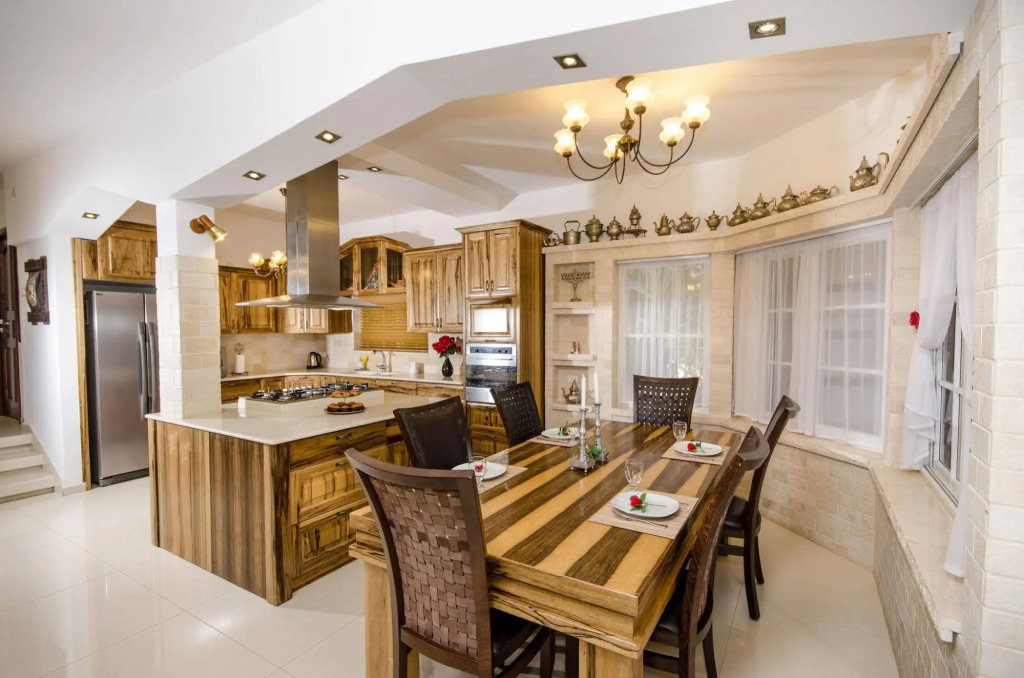 The Pearl of the Golan - Pnina BaGolan