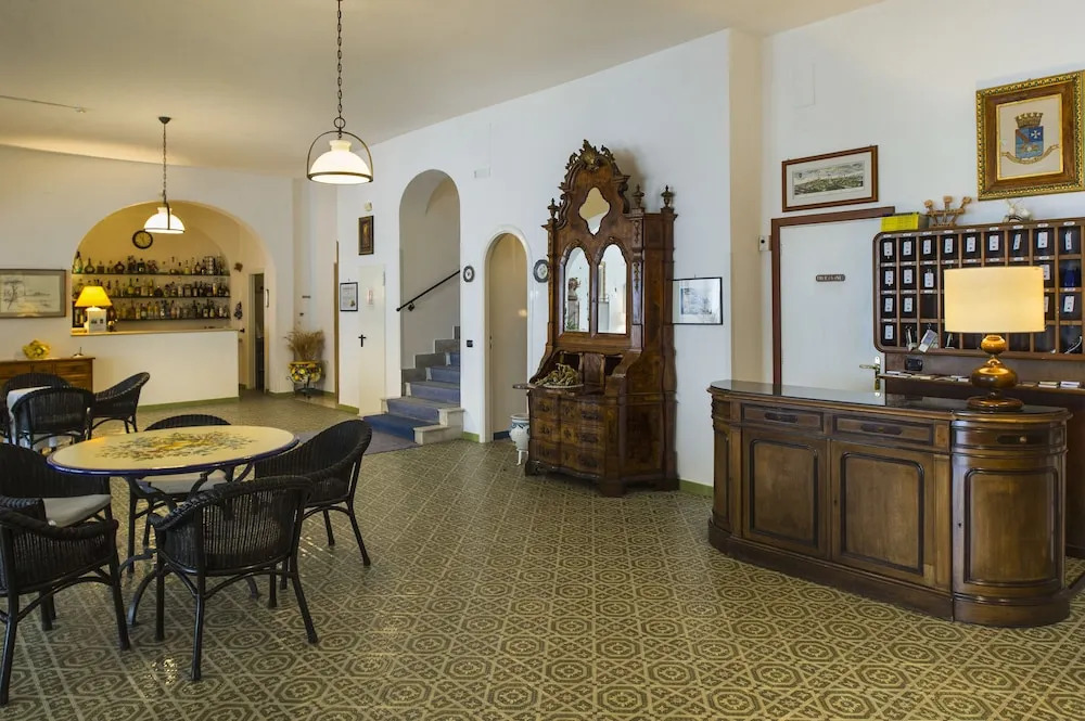 Hotel Bellevue Suite