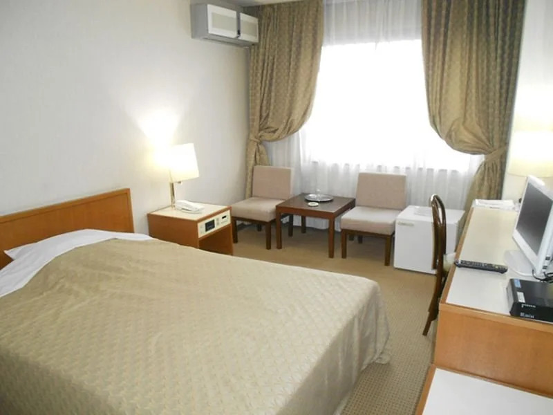 Green Plaza Hotel