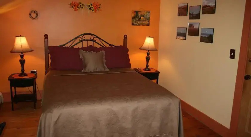 Cayuga Morning Star Bed and Breakfast