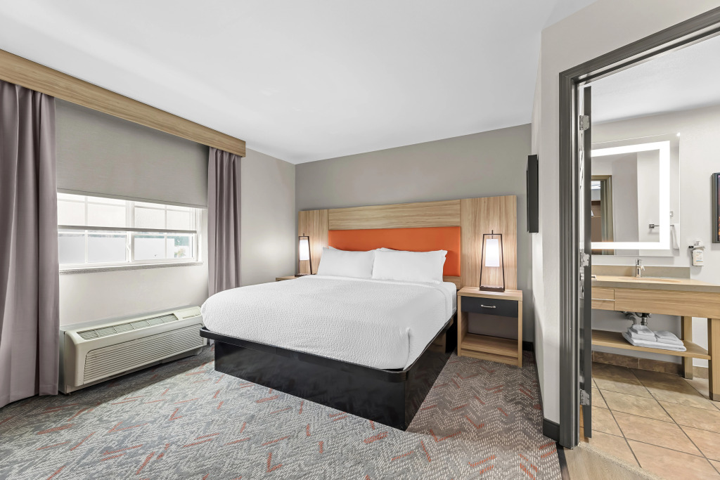 Candlewood Suites Flowood, MS by IHG