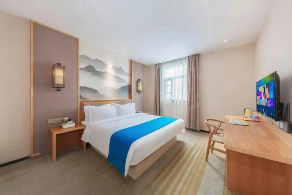 Lanli Lily Hotel (Xindacheng Times Square North Lake Park Store)