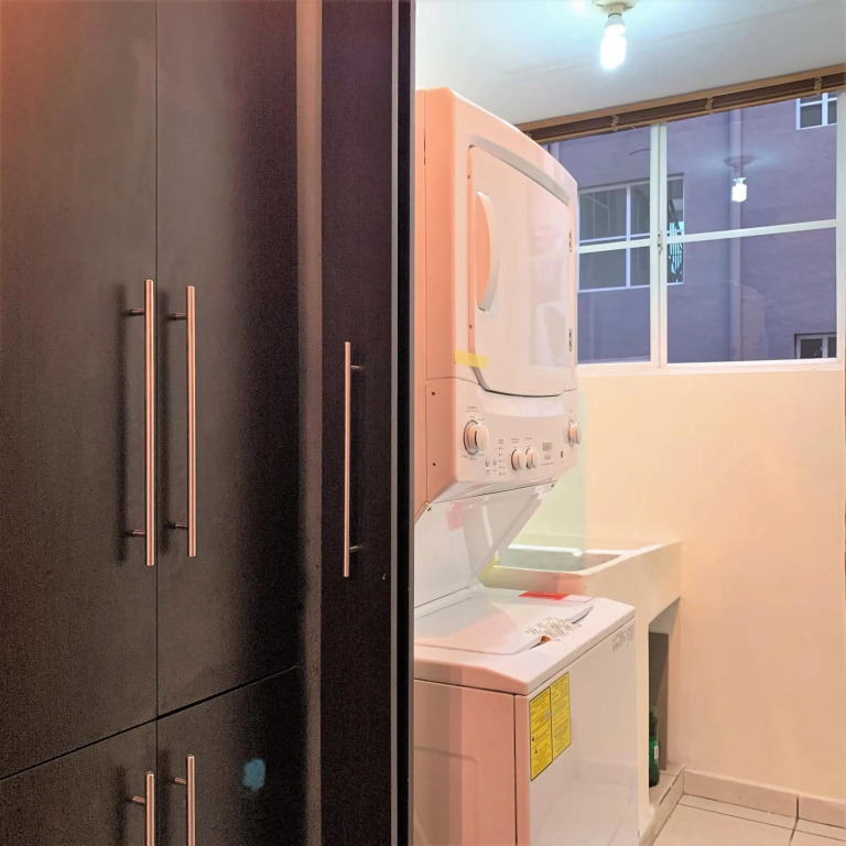Luxury Modrn Apartment, w/amazing view, 3BR,Escalon,Exclus,Secur