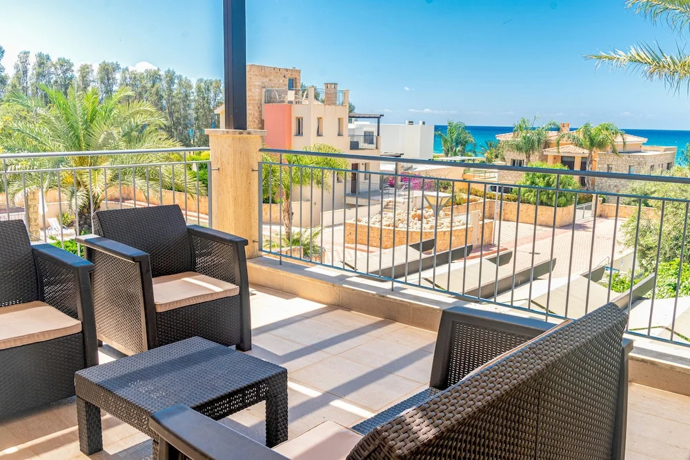 Hector Beach Villa - Sandy Beach Villas