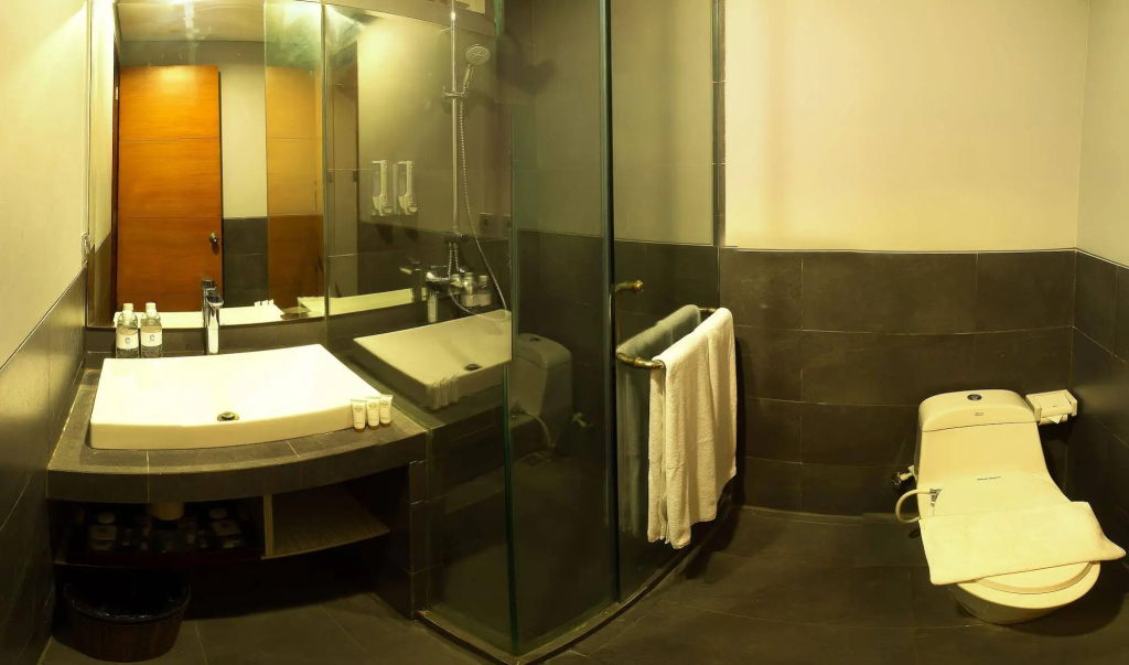 Kamini Legian Hotel