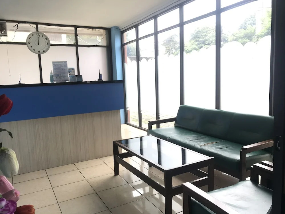 Hotel O Cibubur Near Cibubur Junction Formerly Comfort Residence