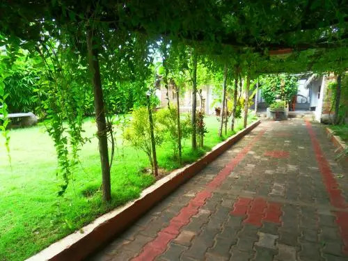 Egreen Resort