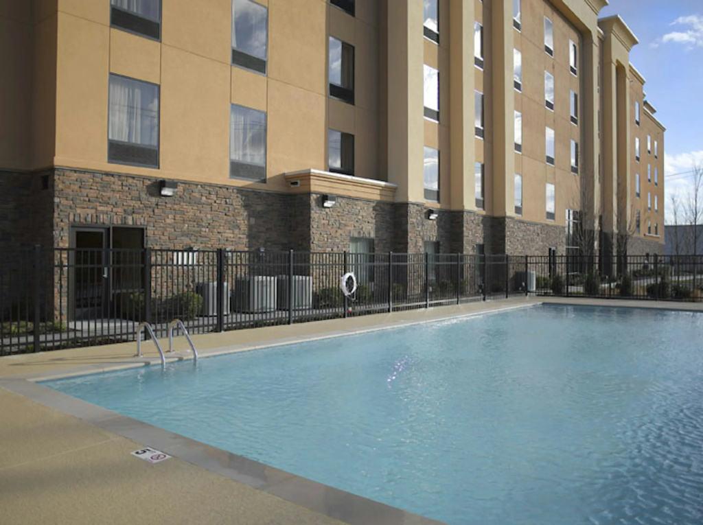 Hampton Inn & Suites Nashville at Opryland