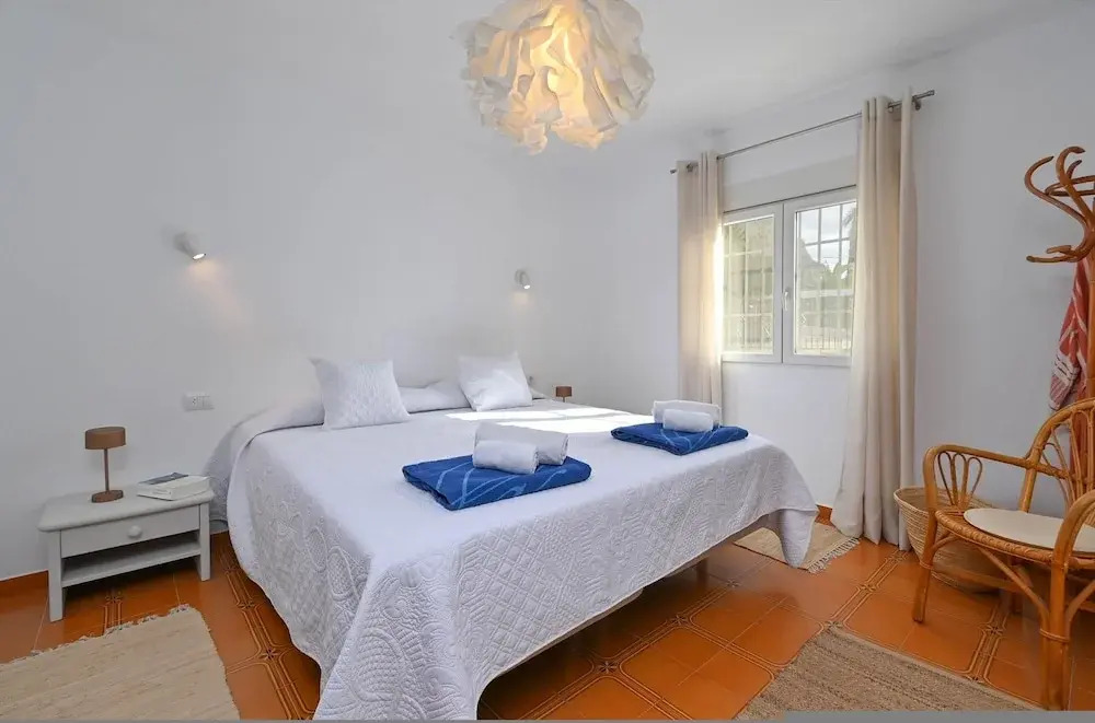 Viggo in J vea With 2 Bedrooms and 2 Bathrooms
