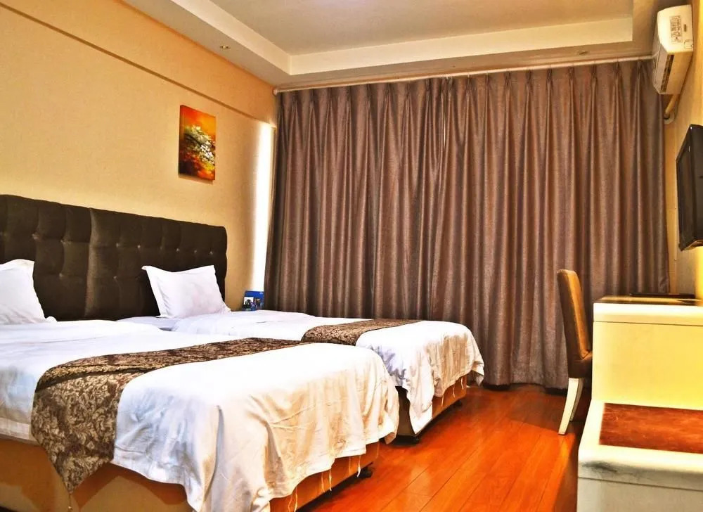 Chengdu Rongcheng Holiday Hotel