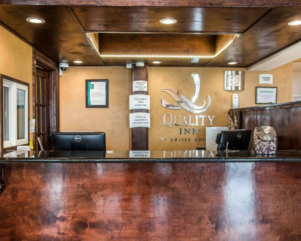 Okanogan Inn & Suites
