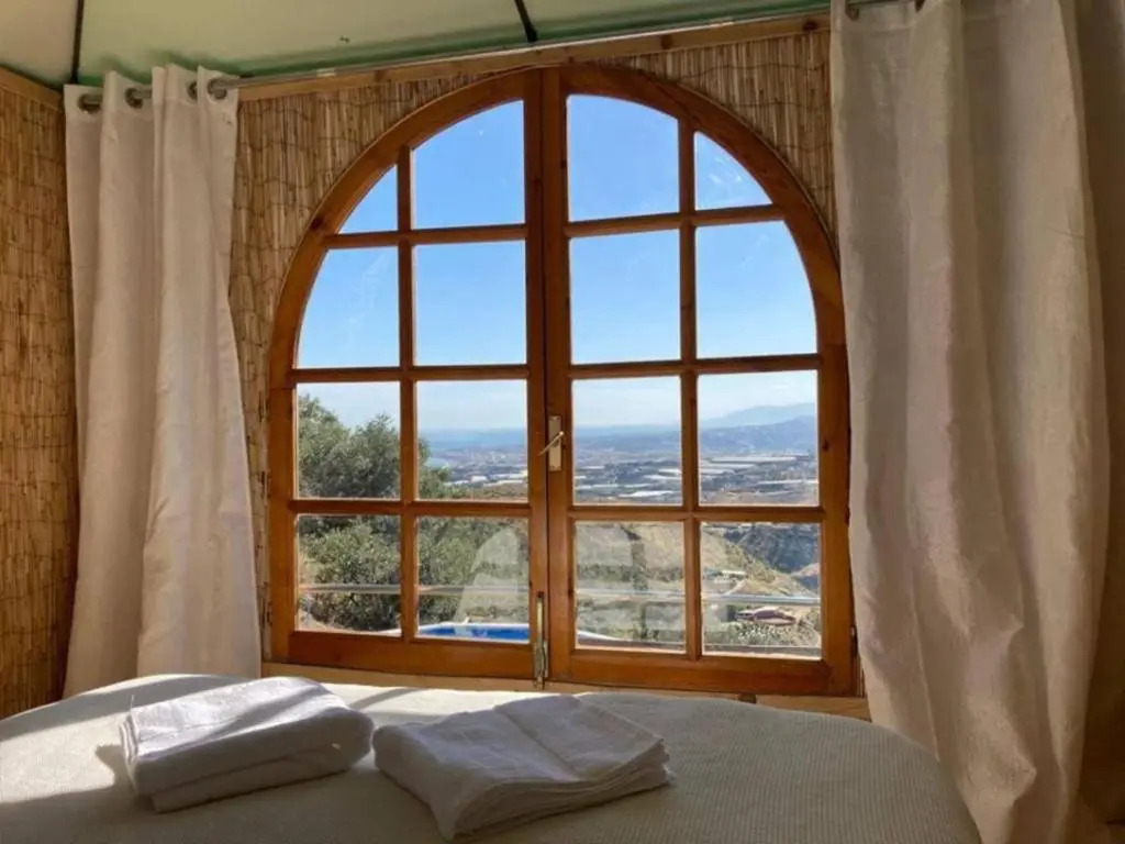 Treehouse ,Casa Arbol, with Spa