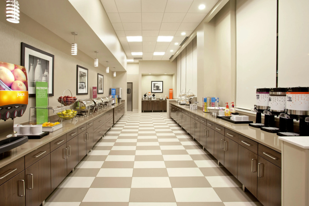 Hampton Inn & Suites - Minneapolis/Downtown