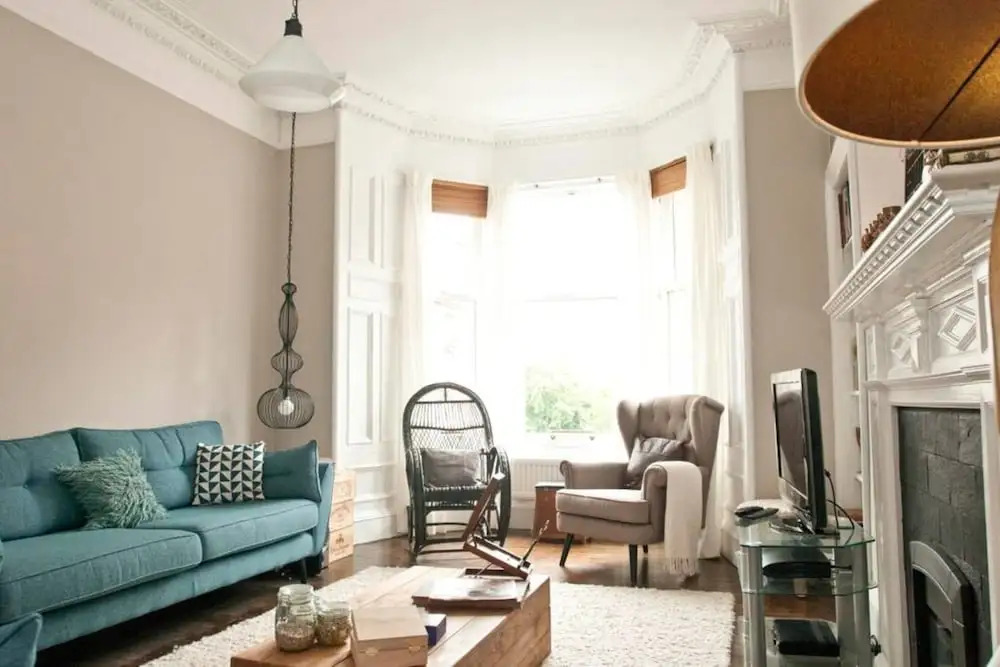 3 Bedroom Home In Bonnie Bruntsfield