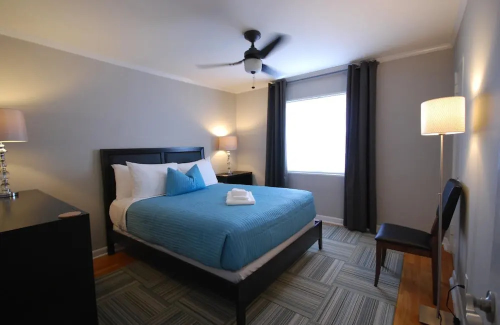 B2bi Clean Cozy Convenient Condo in Buckhead w Free Parking