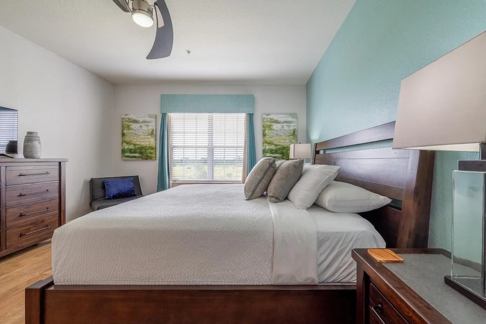 New Vista Cay Lakeview Allure Near Convention Center and All Theme Parks