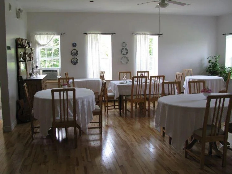 Tulloch Inn & Gifts