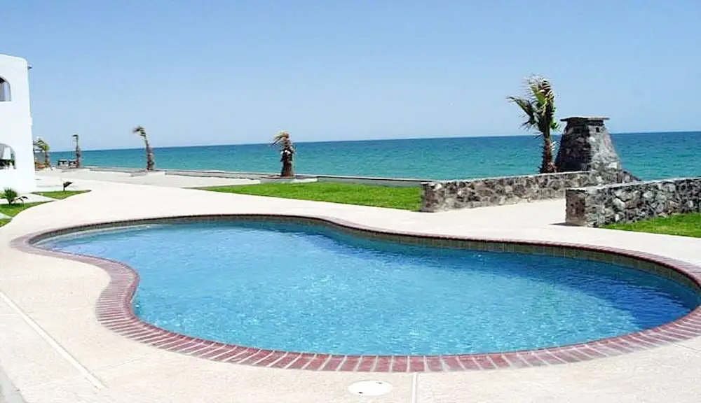 Villas Paradise 19 by Kivoya