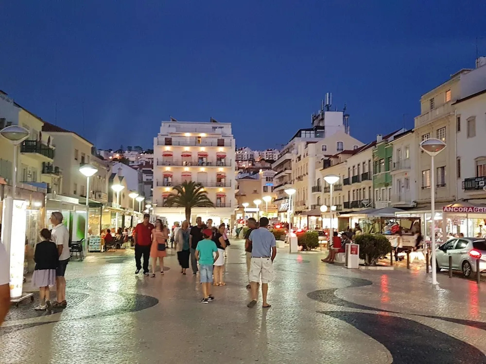 Apartment With 3 Bedrooms in Nazaré, With Wonderful sea View and Furnished Terrace Near the Beach