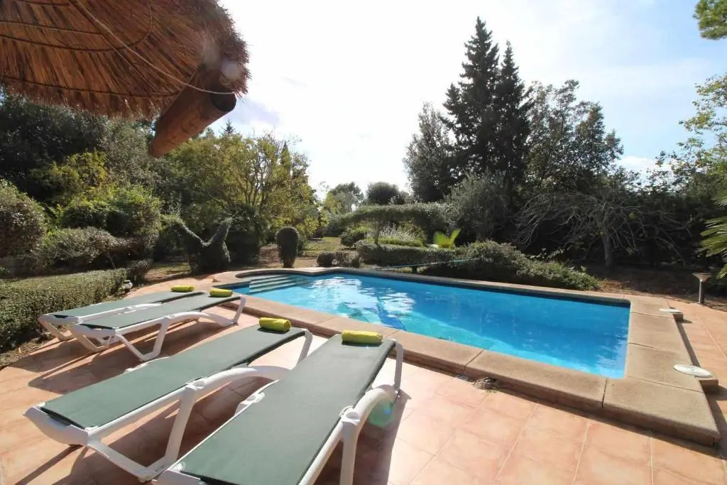 Can Gató den Vives casa para 4 con piscina