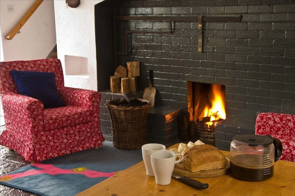 Bartra Cottage