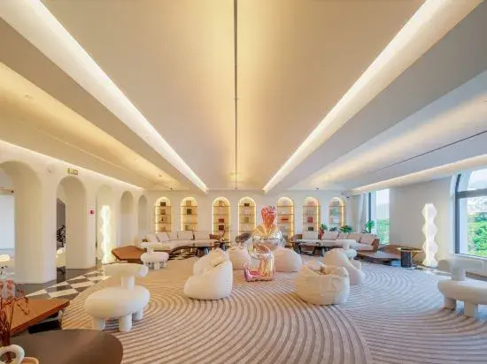 Sparkling Legend  Apartment