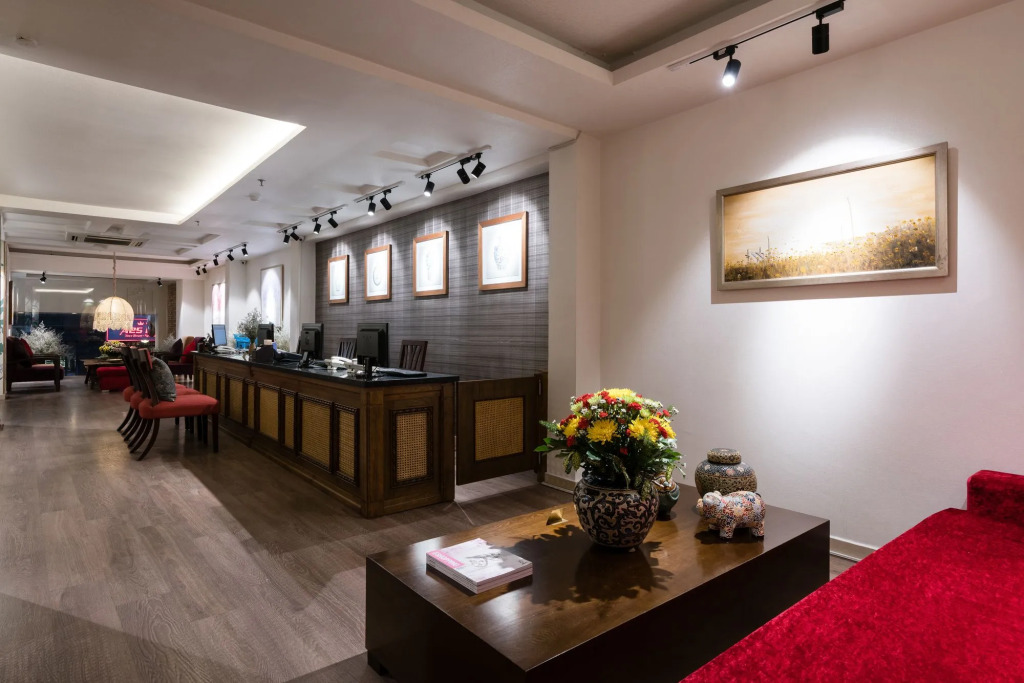 Asian Ruby Center Point Hotel & Spa