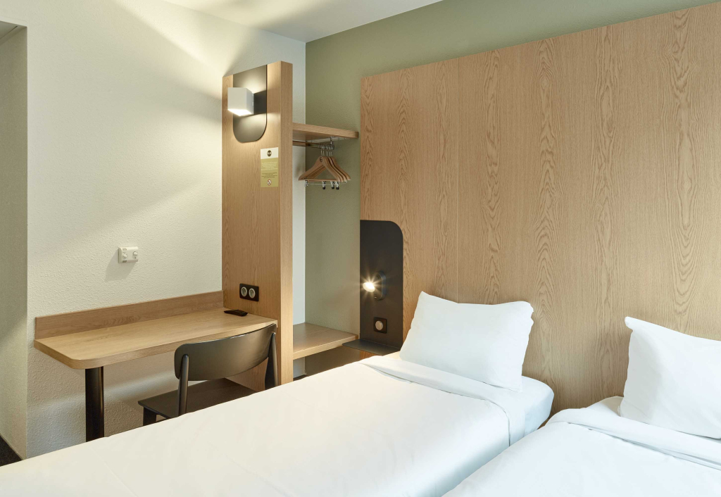 B&B HOTEL Orly Chevilly Marché International