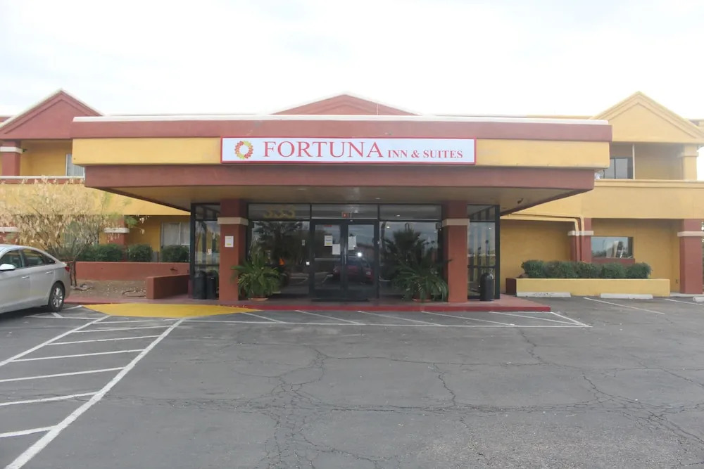 Fortuna Inn and Suites