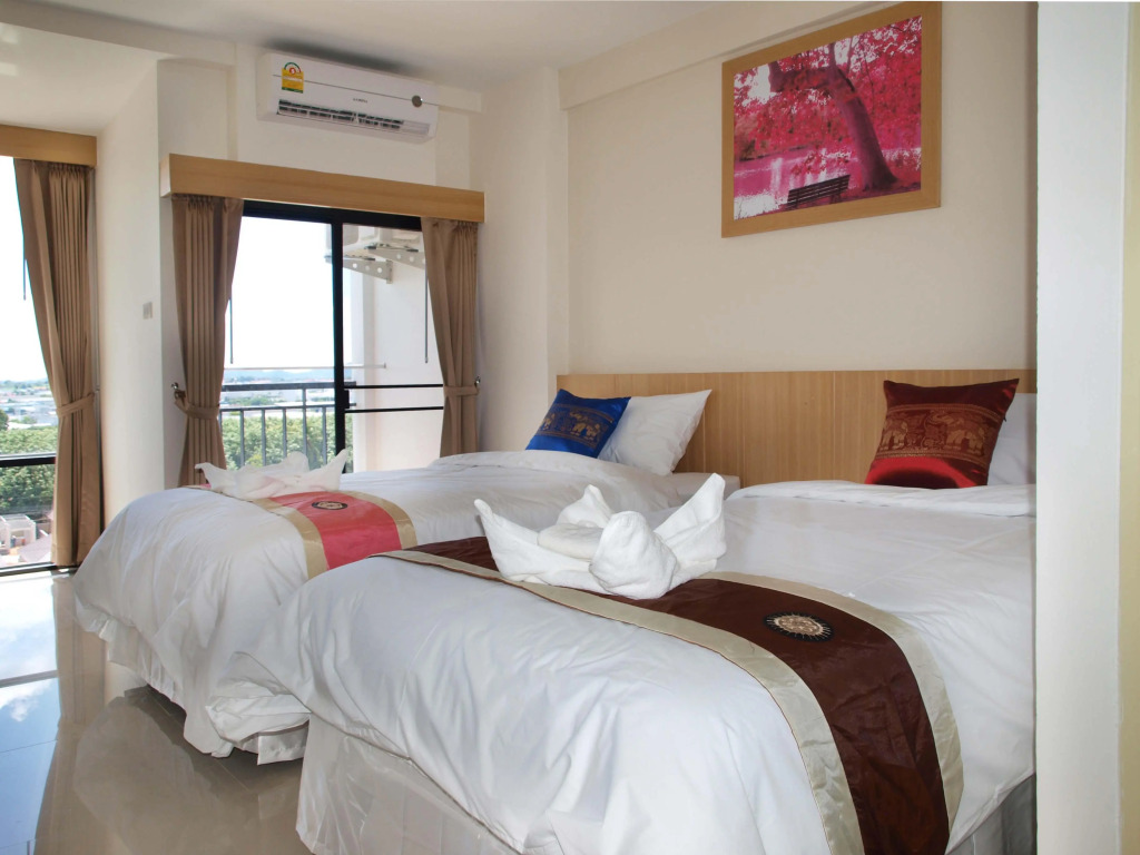 Sakura Boutique Hotel