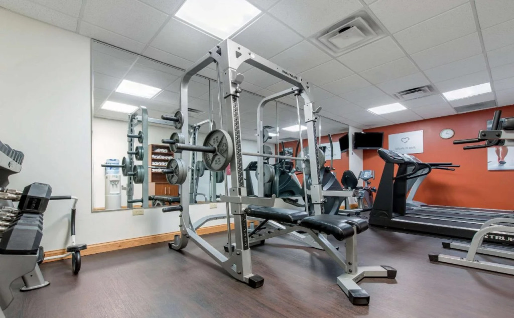 Comfort Suites Louisville Airport