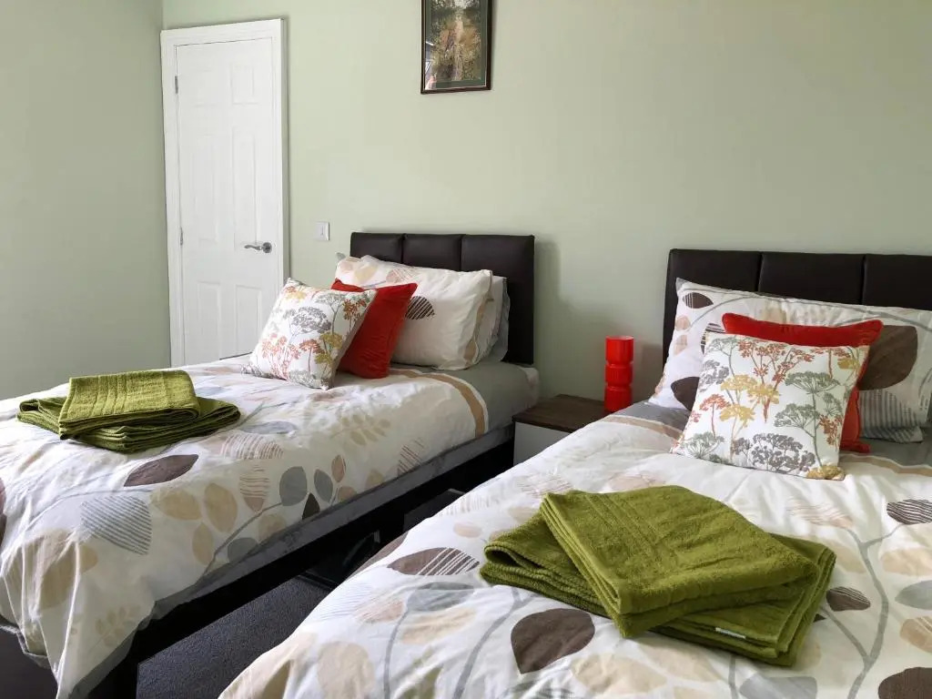 Sidings Holt - whole house sleeps up to 7