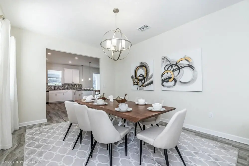 6 Bdrm 5 BA Vacation Home
