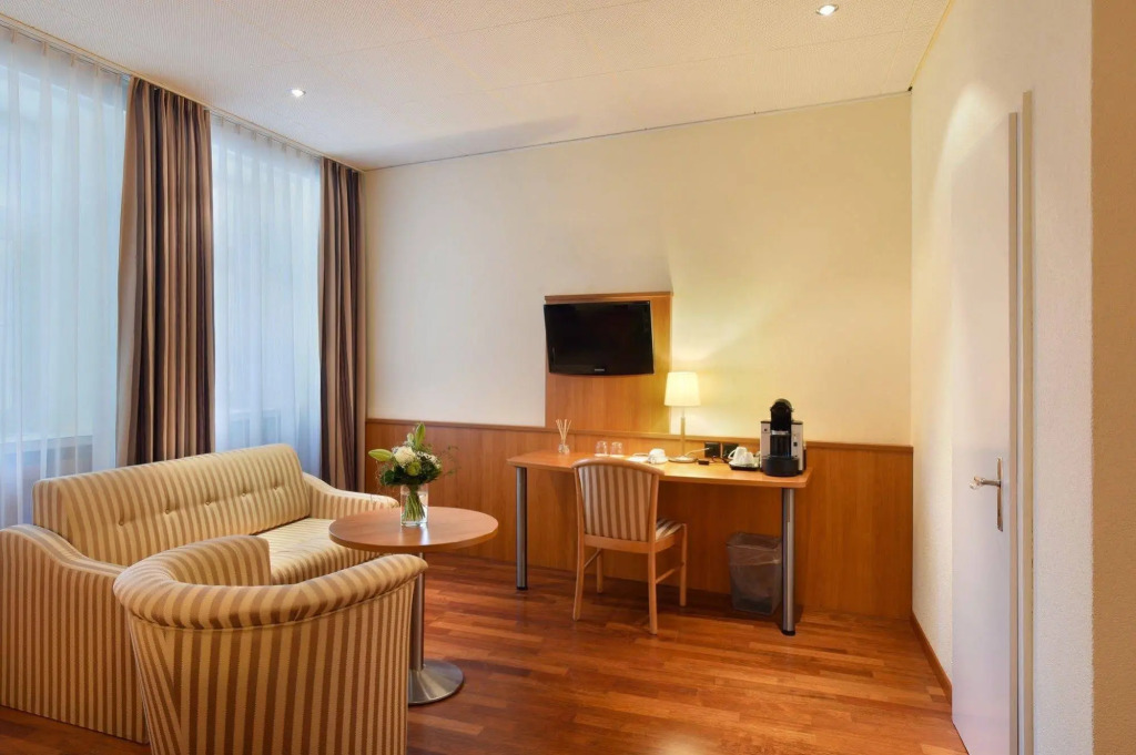 Apart Hotel Amadeo