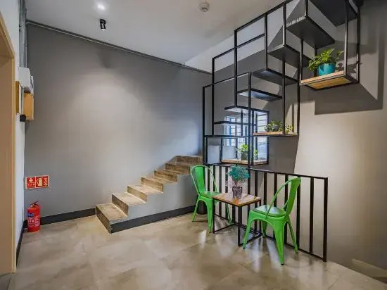 Xihu Yingxiu Xinsu Guesthouse