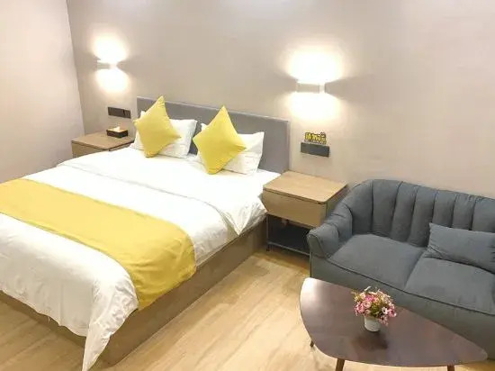 Wanjia Cinema Apartment (Shanghai Pujiang High-Tech Park Branch)