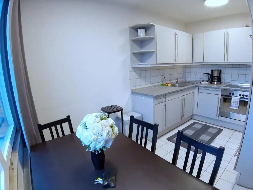 Lea-Apartment, 2 Raum, Balkon Tg Zentral Am Park