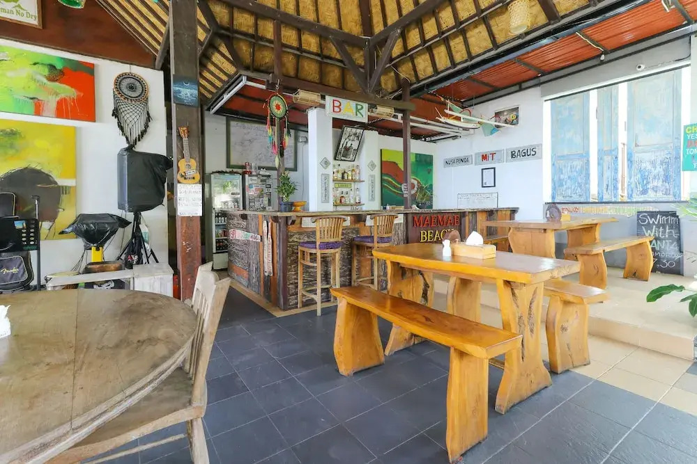 Maemae Beach House