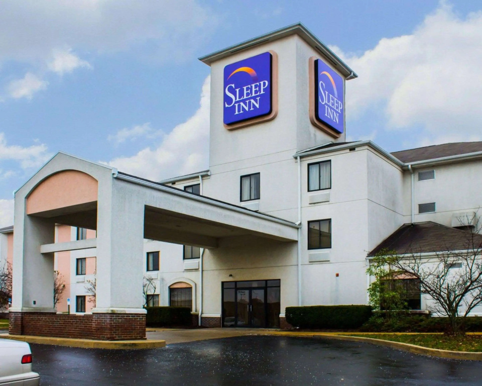 Отель Suburban Studios Johnstown - Richland Town Center