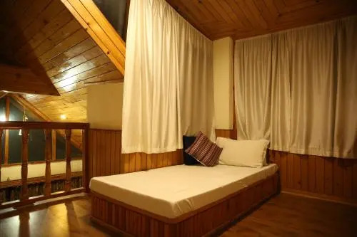 Himkund Cottages