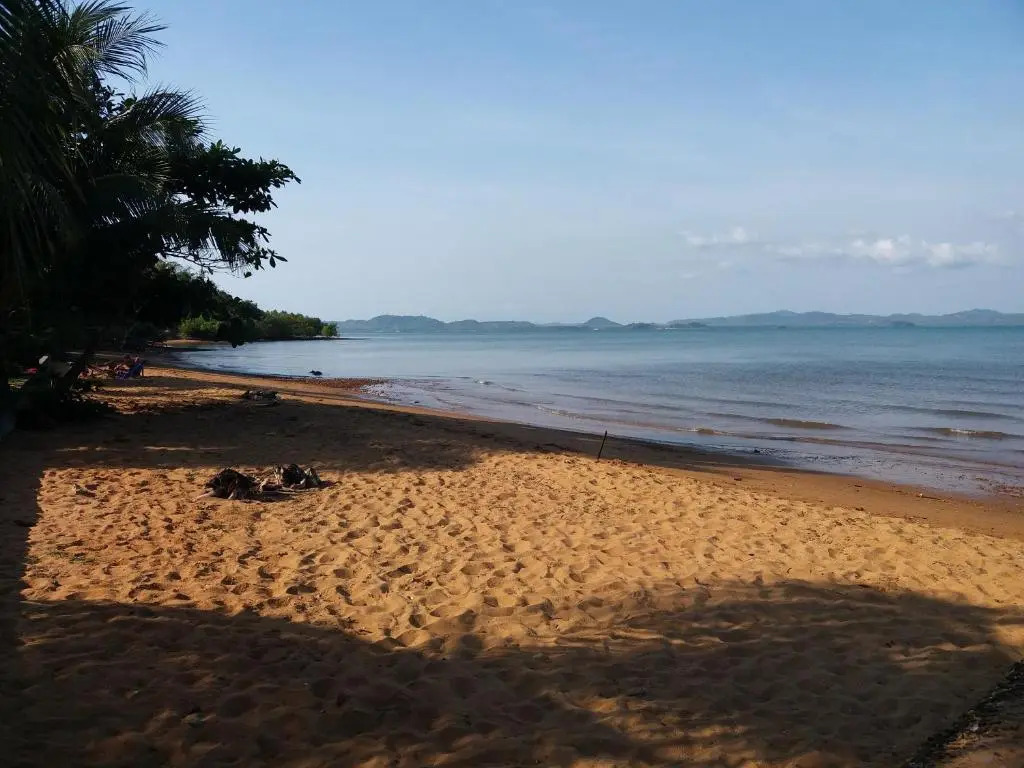 Peony Villa, 3 Bedroom Beachfront Pool Villa