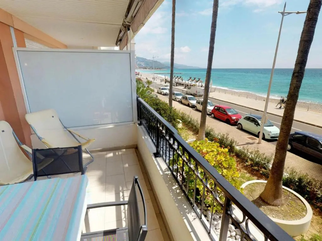 Appartement Menton, 3 pièces, 4 personnes - FR-1-196-151