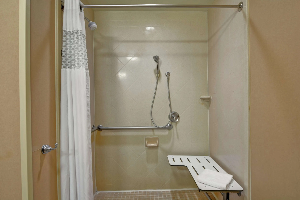 Hampton Inn and Suites Fredericksburg
