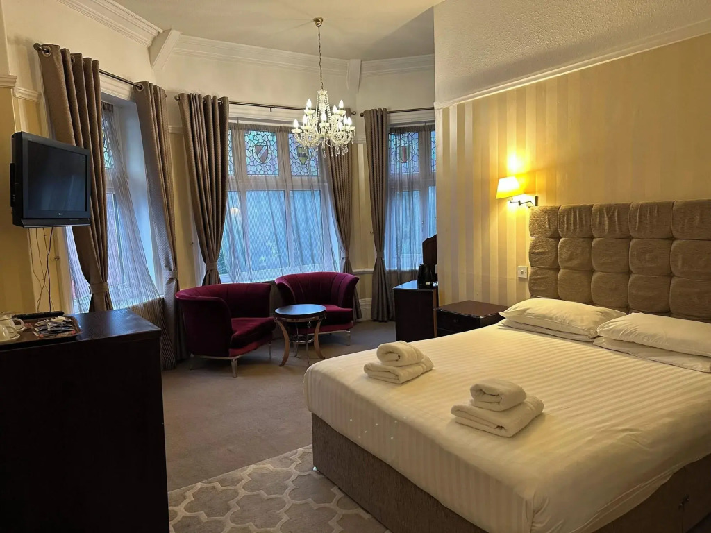 NormanHurst Hotel