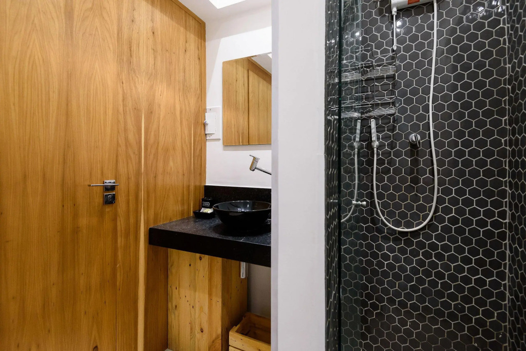 Loft com Vista p/ o Cristo Redentor | SQC 143/1418