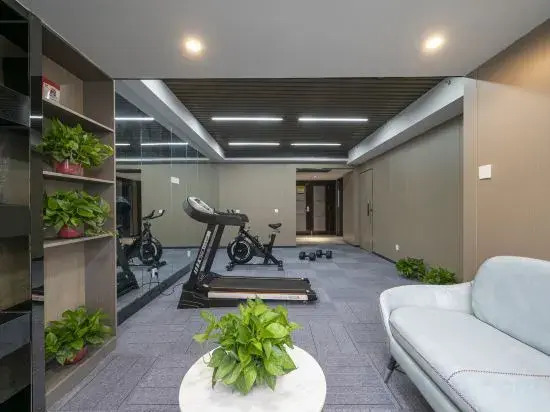 Hanlin E-Sports Hotel (Changsha University of Science and Technology Tujiachong Subway Station)