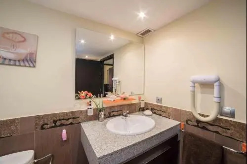 Lightbooking Sun Club Apartment