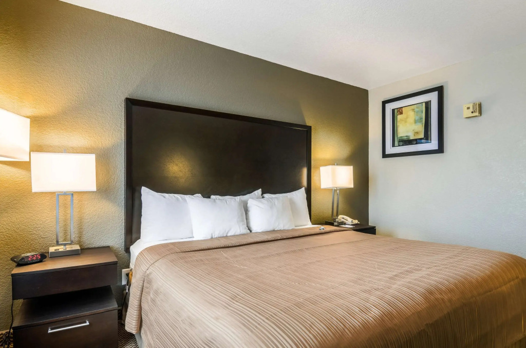 Quality Inn & Suites Winfield